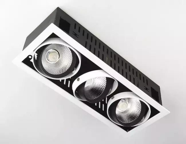 Влагозащищенный светильник Ambrella Light T813 BK/CH 3*12W 4200K Влагозащищенный светильник Ambrella Light T813 BK/CH 3*12W 4200K