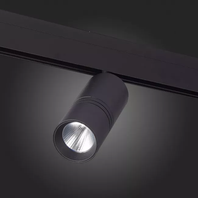 Светильник на шине ST-Luce ST365.446.18