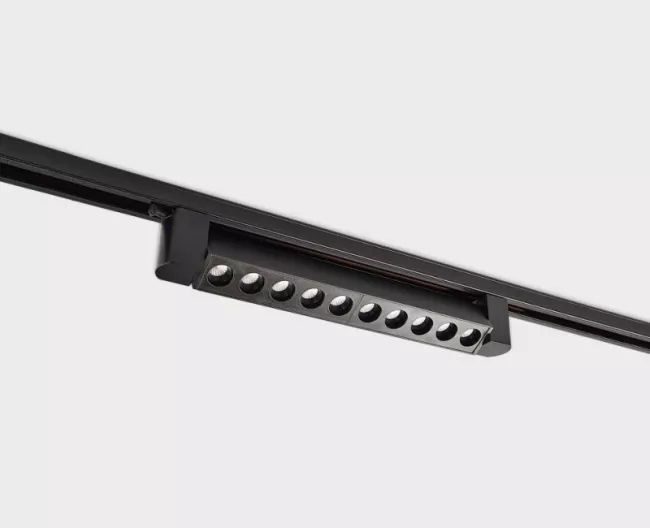 Светильник на шине ITALLINE IT08-8031 black 4000K Светильник на шине ITALLINE IT08-8031 black 4000K