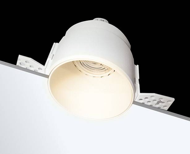Встраиваемый светильник ITALLINE DL 2248 black Встраиваемый светильник ITALLINE DL 2248 black