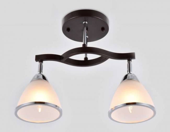 Люстра на штанге Ambrella Light TR3111