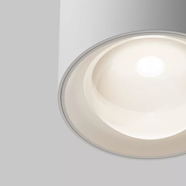 Влагозащищенный светильник Maytoni C217CL-15W4K-W Влагозащищенный светильник Maytoni C217CL-15W4K-W