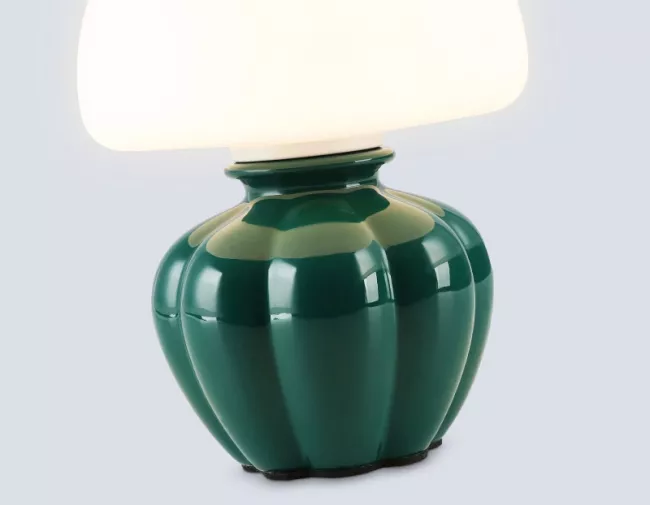 Настольная лампа Ambrella Light LH53249